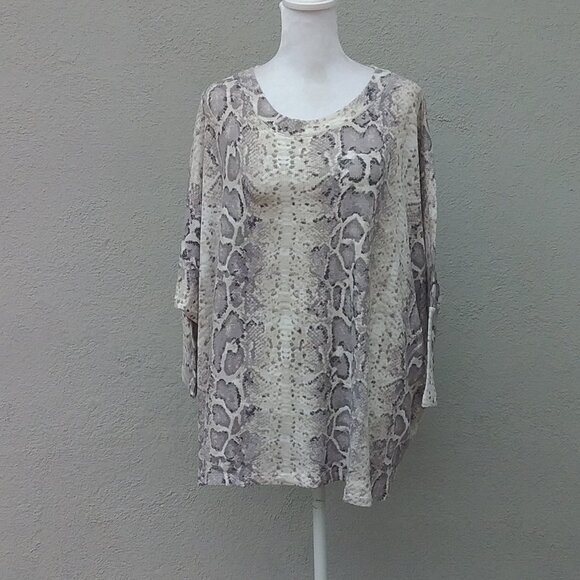 CHERISH Top Women's Size Large Beige Snakeskin Print Over-Sized Soft Knit - Picture 7 of 7